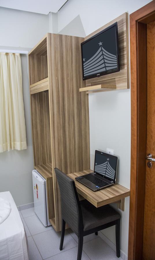 Hotel Baeza Goiatuba Δωμάτιο φωτογραφία