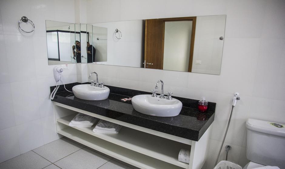 Hotel Baeza Goiatuba Εξωτερικό φωτογραφία